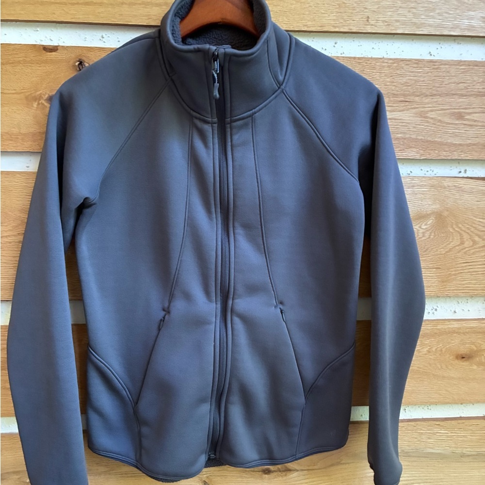 Under Armour Gray Full Zip Sz. S Jacket w Pockets